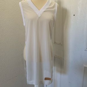 Nike long pull over jersey see threw top